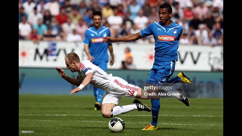 Trận đấu bóng đá giữa Hoffenheim và Hamburger - "Hoffenheim" vs "Hamburger